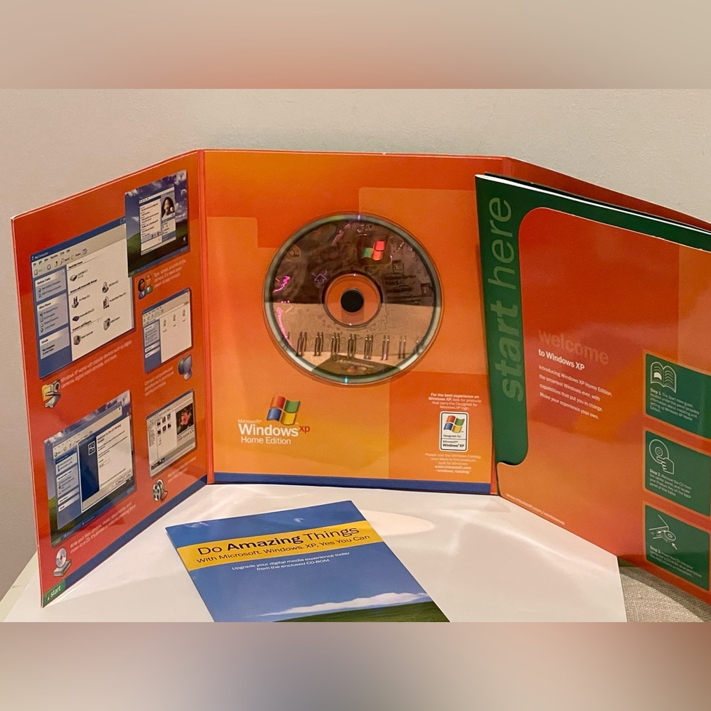 PC 2002 Microsoft Windows Home Edition Operating System + Windows Media Player 9 - Picture 2 of 14